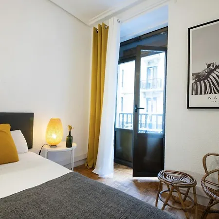 Espacioso, Moderno Y A Pie De Playa Zurriola サン・セバスティアン