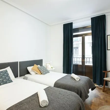 Espacioso, Moderno Y A Pie De Playa Zurriola Σαν Σεμπαστιάν