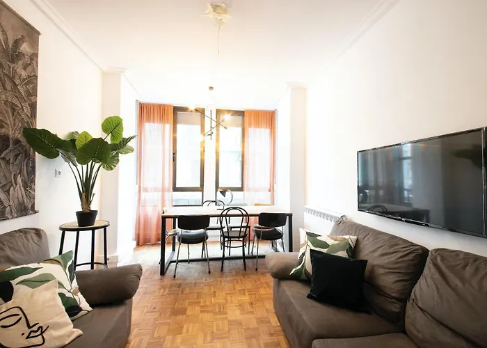 Espacioso, Moderno Y A Pie De Playa Zurriola * サン・セバスティアン