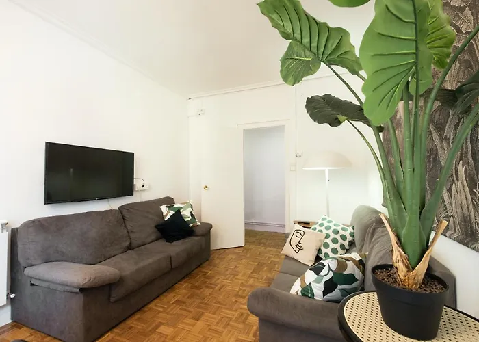 Espacioso, Moderno Y A Pie De Playa Zurriola アパート サン・セバスティアン