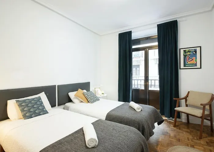 Espacioso, Moderno Y A Pie De Playa Zurriola サン・セバスティアン